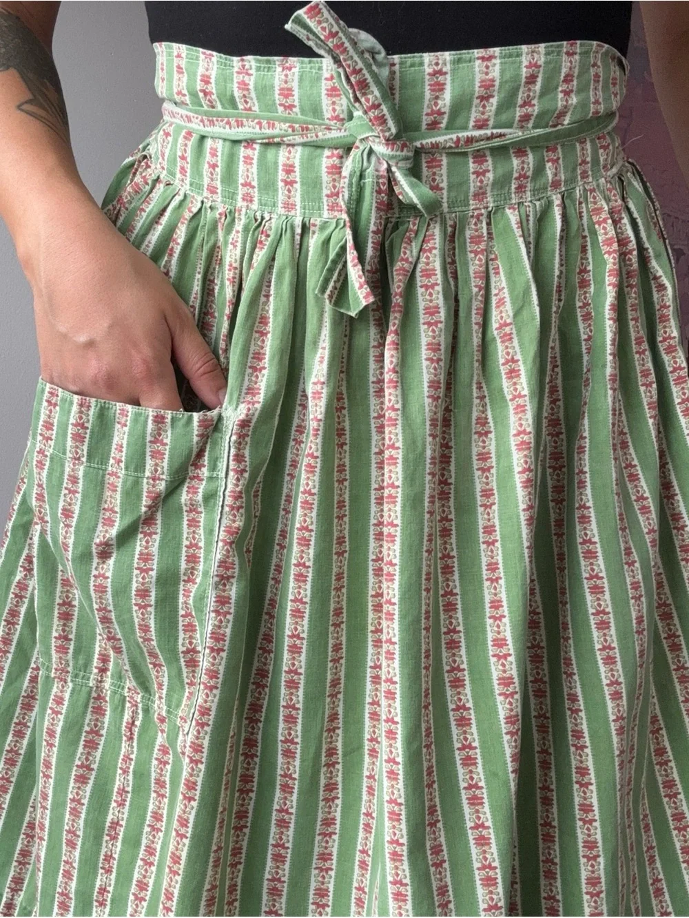 Vintage Cottagecore Floral Stripe Half Apron Prairie Farmhouse